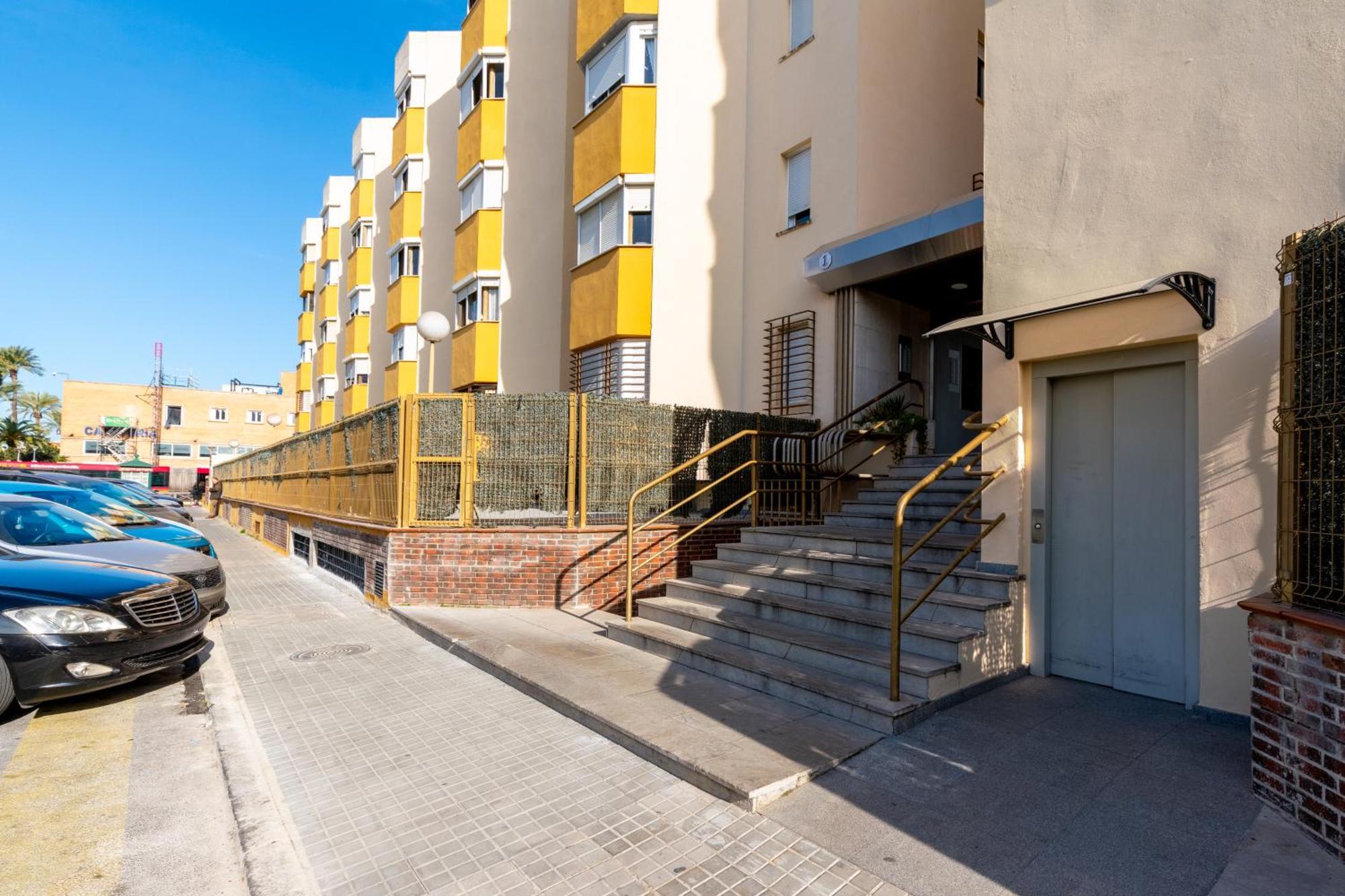 Diseno Y Comodidad En Bami Sevilla Exterior foto